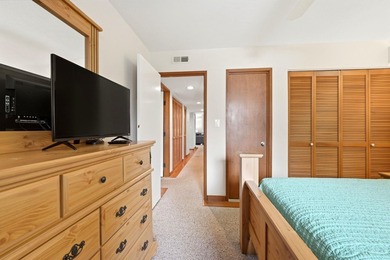 Welcome to Heron Pond, a peaceful coastal retreat in the heart - photo 30