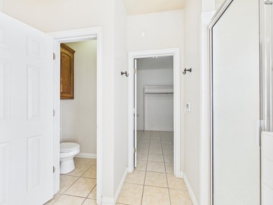 Exceptional executive home offering over 3,000 sq ft of refined - photo 32