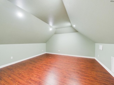 Exceptional executive home offering over 3,000 sq ft of refined - photo 35