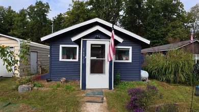 Affordable opportunity near beautiful Crystal Lake and just 20 - photo 1
