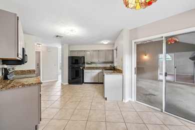 Tucked away in a private setting, this charming 3-bedroom - photo 7