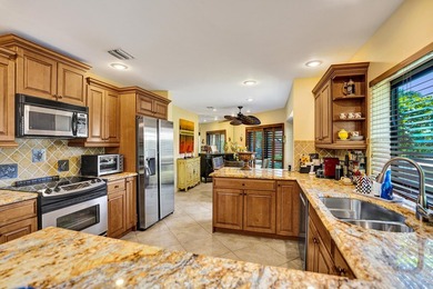 This is a 3 bedroom 2 bath renovated home in the gated community - photo 7