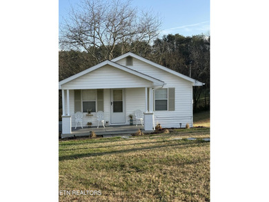 Melton Hill Lake Home Sale Pending in Rocky Top Tennessee