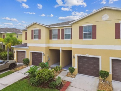 Lake Townhome/Townhouse For Sale in Riverview, Florida