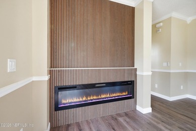 For Sale: Stunningly Water view with Upgraded Home in a Prime - photo 9