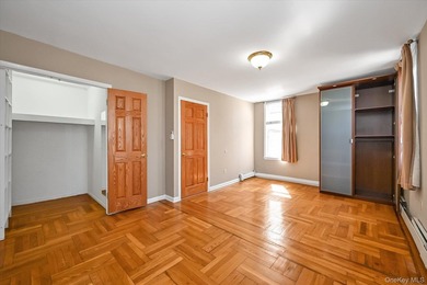 Detached double brick, large two family in prime North Flushing - photo 15