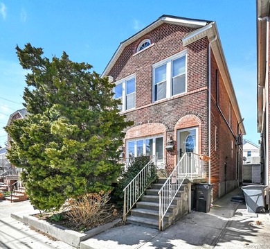 Detached double brick, large two family in prime North Flushing - photo 20