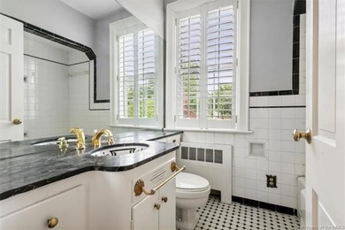 Welcome to Warwick Hall, a prominent James River estate on just - photo 29