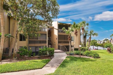 Lake Condo For Sale in Altamonte Springs, Florida