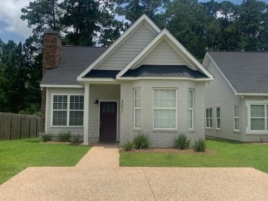 Lake Home Sale Pending in Thomasville, Georgia