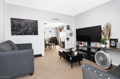 Opportunity awaits at 15811 Arcade Ave! This well-maintained - photo 3
