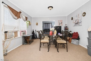 Opportunity awaits at 15811 Arcade Ave! This well-maintained - photo 7