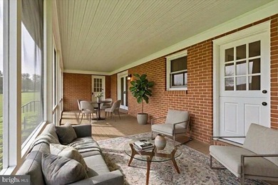 Ideally located in picturesque New Market, this exceptional - photo 14