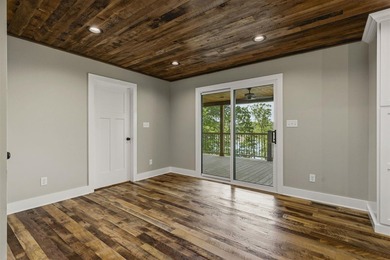 Year-round lake views, a private dock, and enough space for the - photo 16