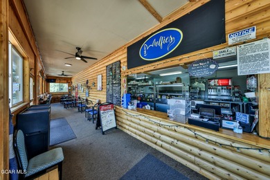 Own a well-maintained, locally loved restaurant in a prime - photo 2