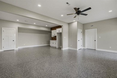 Year-round lake views, a private dock, and enough space for the - photo 25