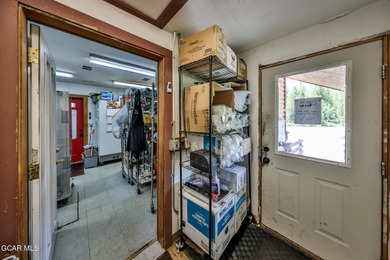 Own a well-maintained, locally loved restaurant in a prime - photo 9