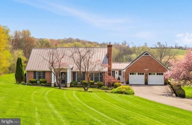 Ideally located in picturesque New Market, this exceptional - photo 30