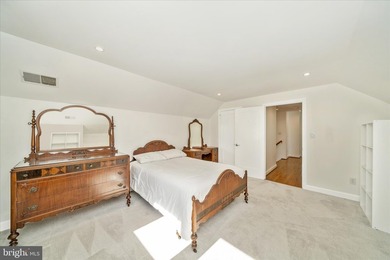 Ideally located in picturesque New Market, this exceptional - photo 39