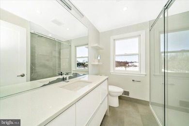 Ideally located in picturesque New Market, this exceptional - photo 42