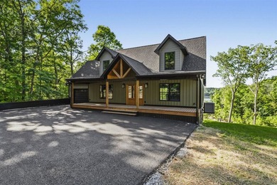 Year-round lake views, a private dock, and enough space for the - photo 43