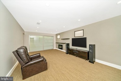 Ideally located in picturesque New Market, this exceptional - photo 44