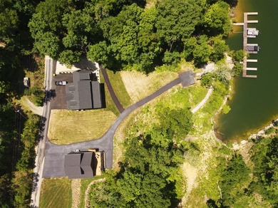 Year-round lake views, a private dock, and enough space for the - photo 46