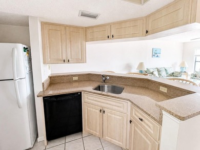 Top-floor furnished waterfront condo with sailboat access and - photo 8
