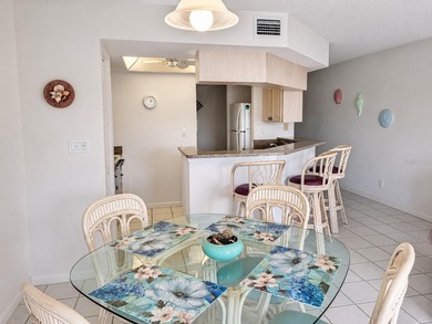 Top-floor furnished waterfront condo with sailboat access and - photo 9