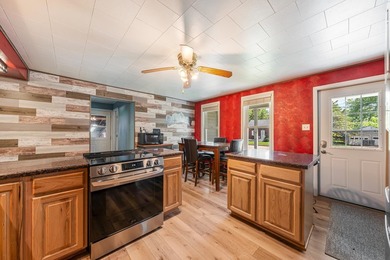 Waterfront ranch-style retreat on a channel off the Wolf River! - photo 10