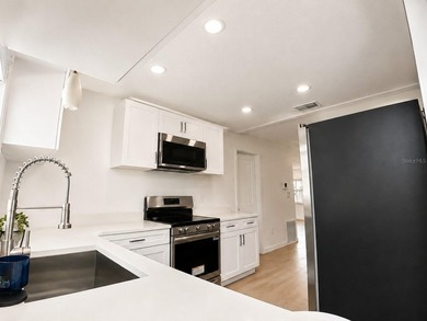 Virtually Stagedpletely Renovated & Move-In Ready! Welcome to - photo 3