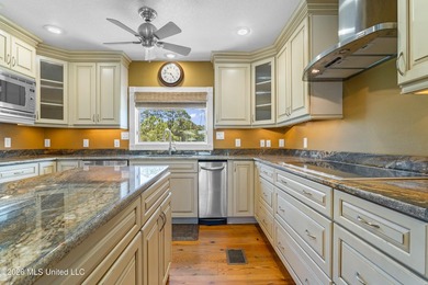 Waterfront living just off Mallini! This 3-bedroom, 2.5-bath - photo 16