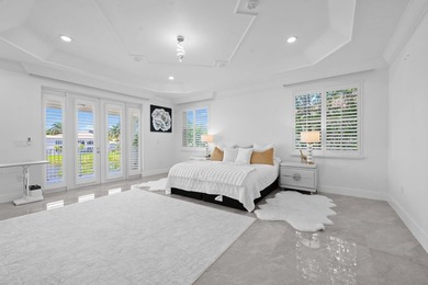 9559 Barletta Winds Pt is a fully upgraded waterfront - photo 20