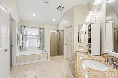 Welcome to sought after Hunter Oaks! This beautifully maintained - photo 22