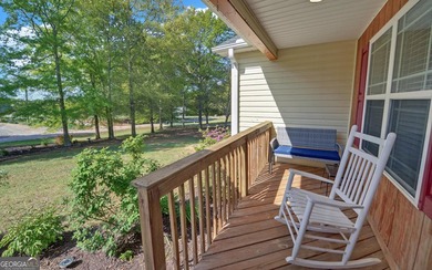 Charming ranch home in a convenient Lavonia location just - photo 5