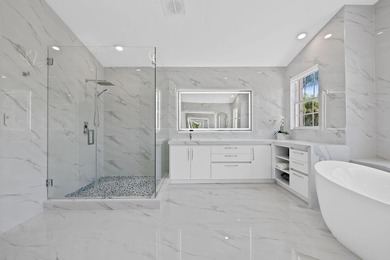 9559 Barletta Winds Pt is a fully upgraded waterfront - photo 28