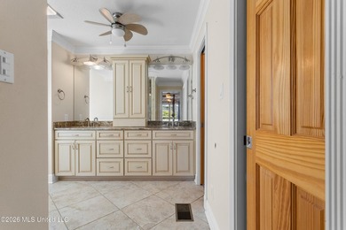 Waterfront living just off Mallini! This 3-bedroom, 2.5-bath - photo 33