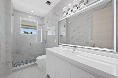 9559 Barletta Winds Pt is a fully upgraded waterfront - photo 35