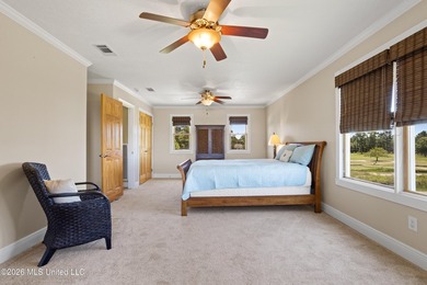 Waterfront living just off Mallini! This 3-bedroom, 2.5-bath - photo 44