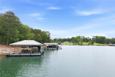 Luxury Lakefront Living on Lake Keowee Experience the pinnacle - photo 48