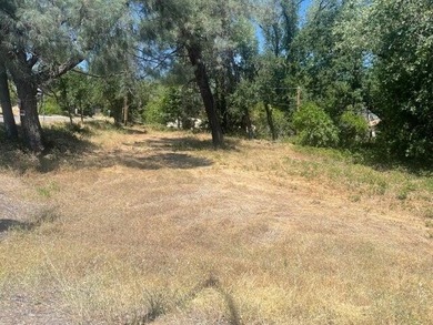 Lake Shasta Lot For Sale in Shasta Lake California