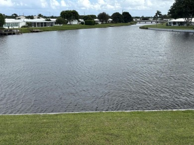 Lake Condo For Sale in Boynton Beach, Florida