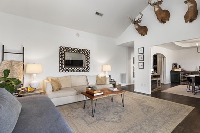 Two addresses sold as one! Live, hunt, work, and play on this