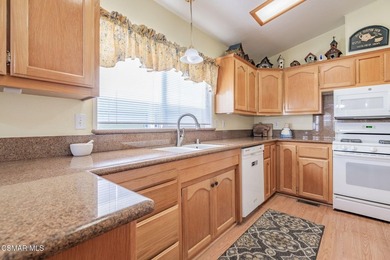 Welcome to this spacious 3-bedroom, 2-bath, triple-wide mobile - photo 16