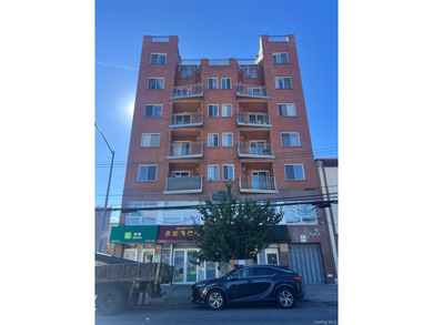 East River Condo Sale Pending in Flushing New York