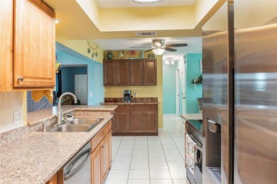 Great opportunity to enjoy Florida waterfront living! This - photo 6