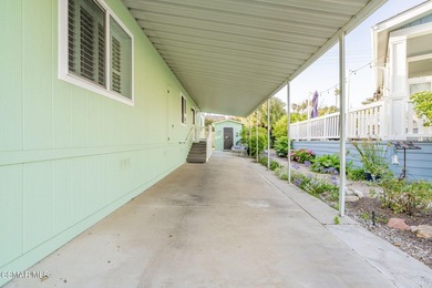 Welcome to this spacious 3-bedroom, 2-bath, triple-wide mobile - photo 40