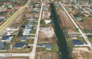 Build your Florida dream home on this freshwater canal-front lot - photo 4