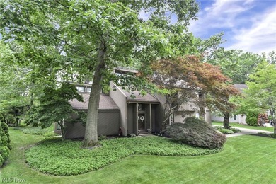 Beautiful contemporary home nestled in desirable Huntingwood - photo 2