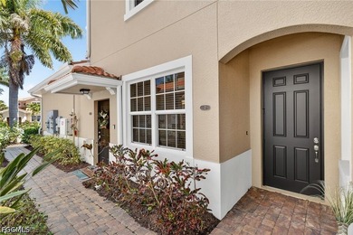 Beautiful 2 bedroom plus den Condo in Bonita Springs, just 7 - photo 4